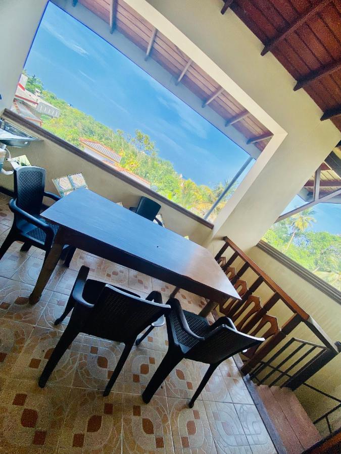 Hikka Paradise Guest House Hikkaduwa Exterior foto