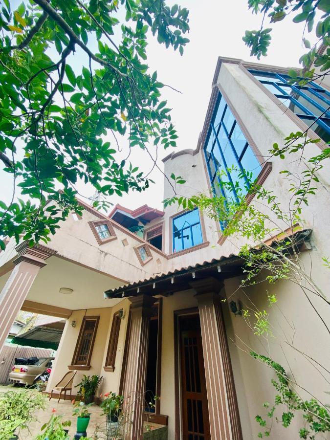Hikka Paradise Guest House Hikkaduwa Exterior foto